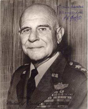 Doolittle (1893-1993), James H. - ehem. General und US Pilot