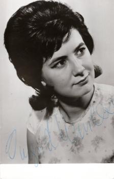 Winkler, Ingrid