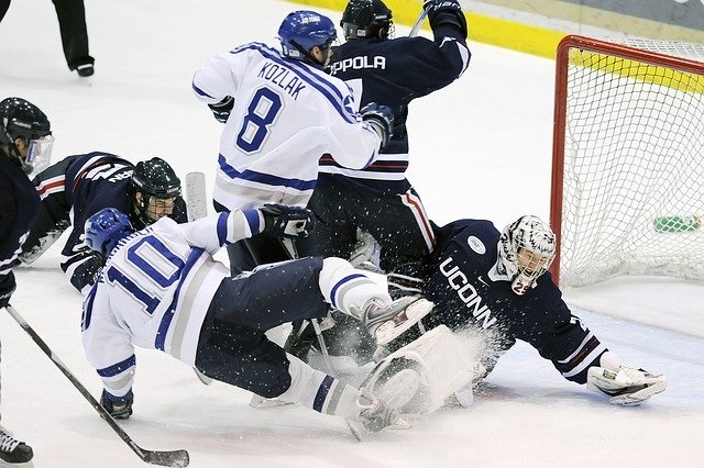 EISHOCKEY
