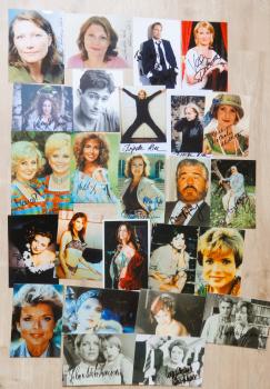 Konvolut von 24 signierten Fotos - Stars national