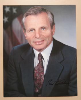 Carlucci, Frank - ehem. US Verteidigungsminister