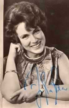 Axen (†), Julia