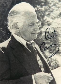 Carney (†), Art