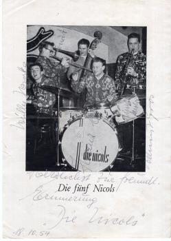 fünf Nicols, Die