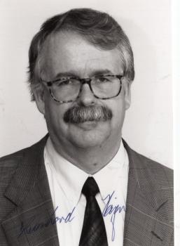 Hajen, Leonhard