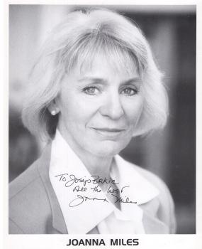 Miles, Joana