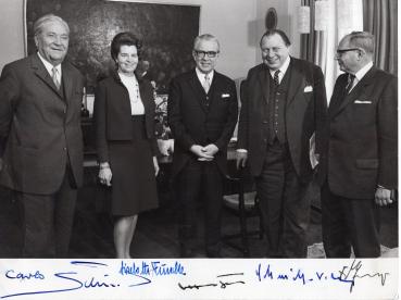 Schmid (†), Carlo & Funcke (†), Liselotte & von Hassel (†), Kai-Uwe & Schmitt-Vockenhausen (†), Hermann & Jaeger (†), Richard
