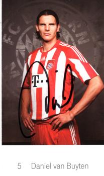 van Buyten, Daniel - Bayern München (2010/11)