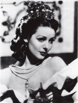 Young, Loretta