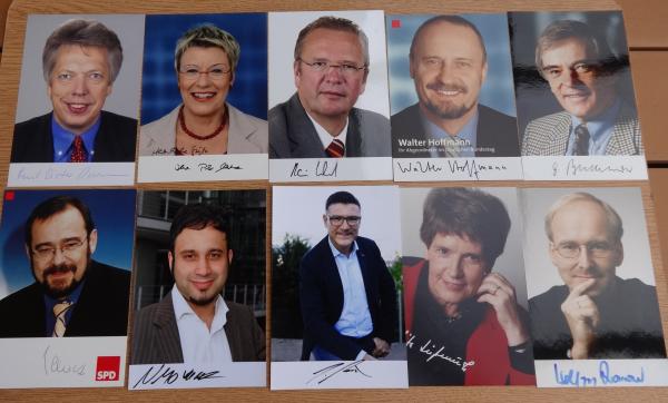 Politik Konvolut - 30 Autogramme