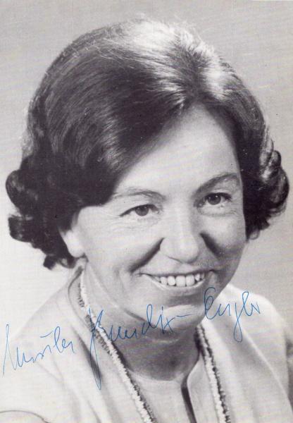 Benedix-Engler (†), Ursula