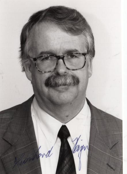Hajen, Leonhard