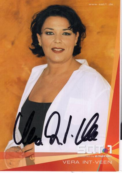 Int-Veen, Vera