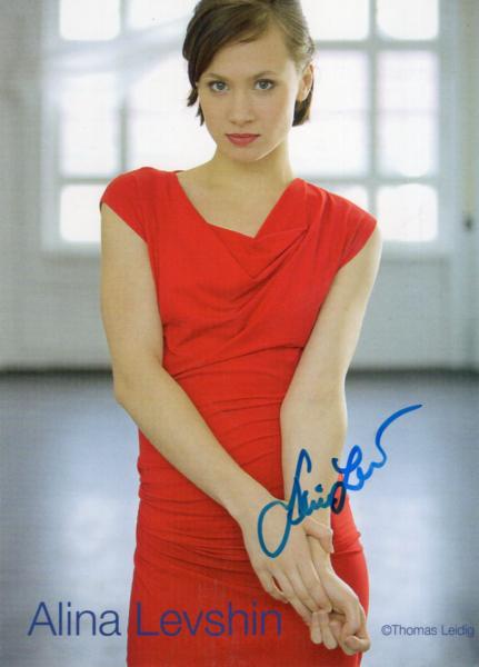 Levshin, Alina