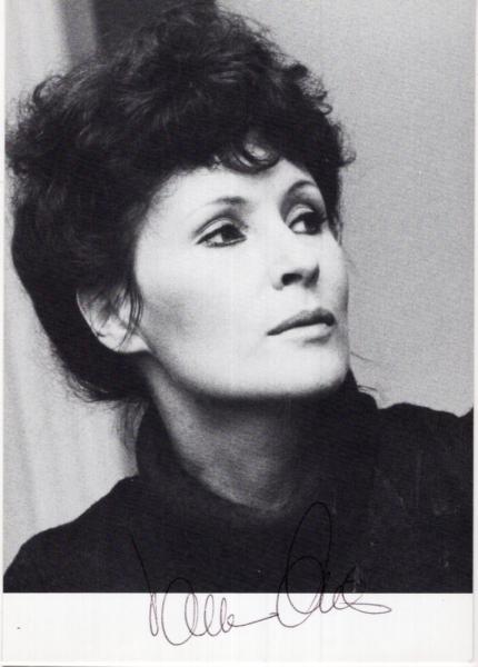 Lund (†), Tamara - Kammersängerin