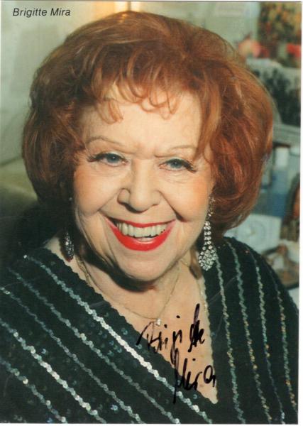 Mira (†), Brigitte
