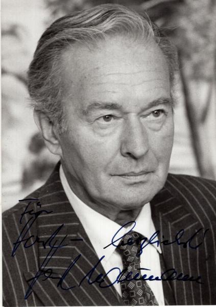 Naumann (†), Horst