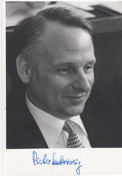 Sauberzweig (†), Dieter