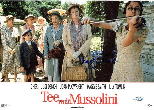Smith (†), Maggie