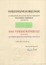 Heuss (†), Theodor - sign. Urkunde + Verdienstkreuz am Bande